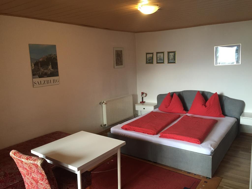 Gasthof Haus Kernstock 2*